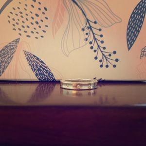 Authentic Tiffany & Co. with 3 round diamonds